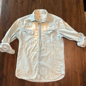 Taylor Stitch Light Blue / Bleach Marked Medium Pearlsnap Shirt